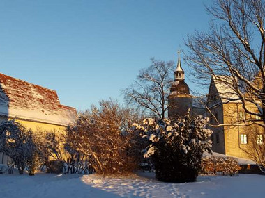 Schlosshof im Schnee